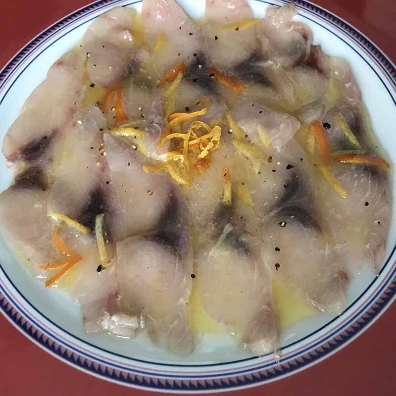 Carpaccio di pesce spada con agrumi