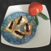 Focaccia croccante con formaggio spalmabile alle acciughe