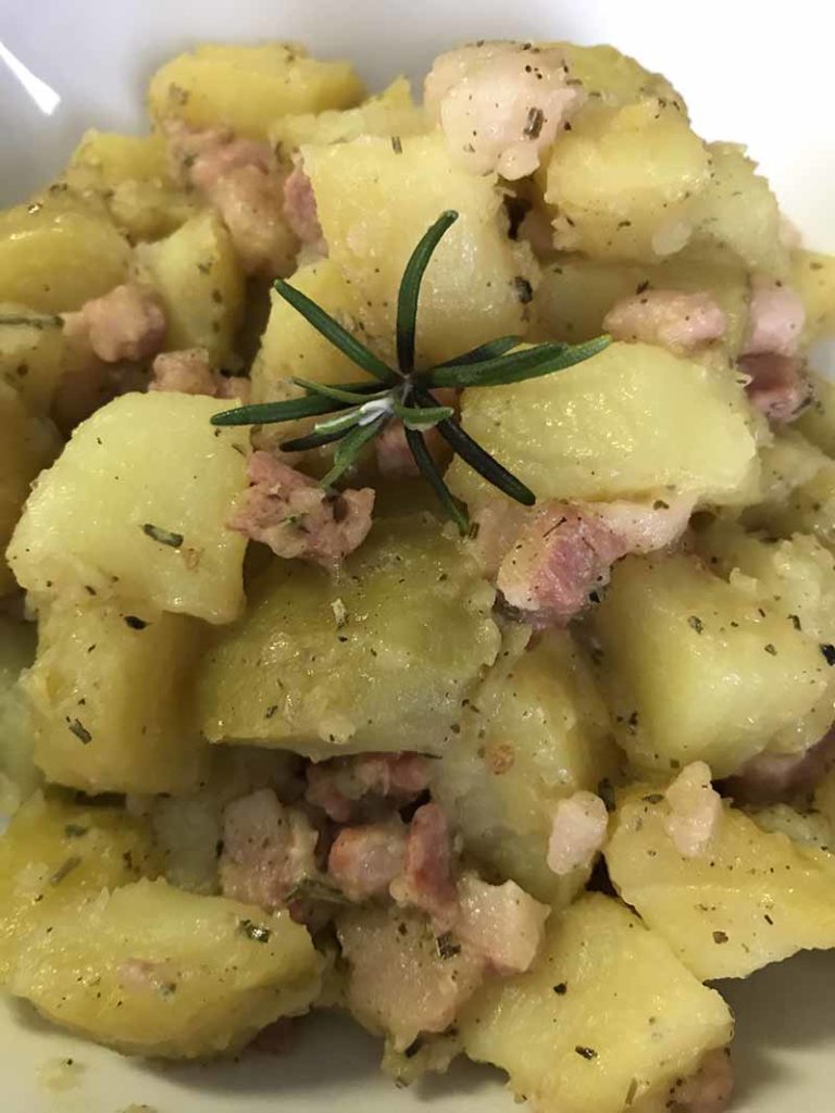 Patate alla birra con pancetta