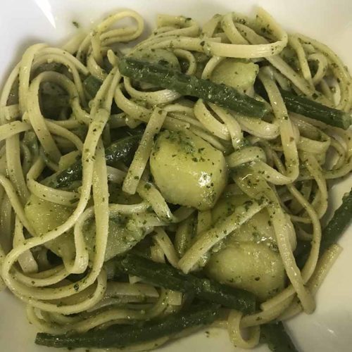 Trenette liguri al pesto con patate e fagiolini