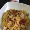 Tagliolini al sugo di salmone e porri