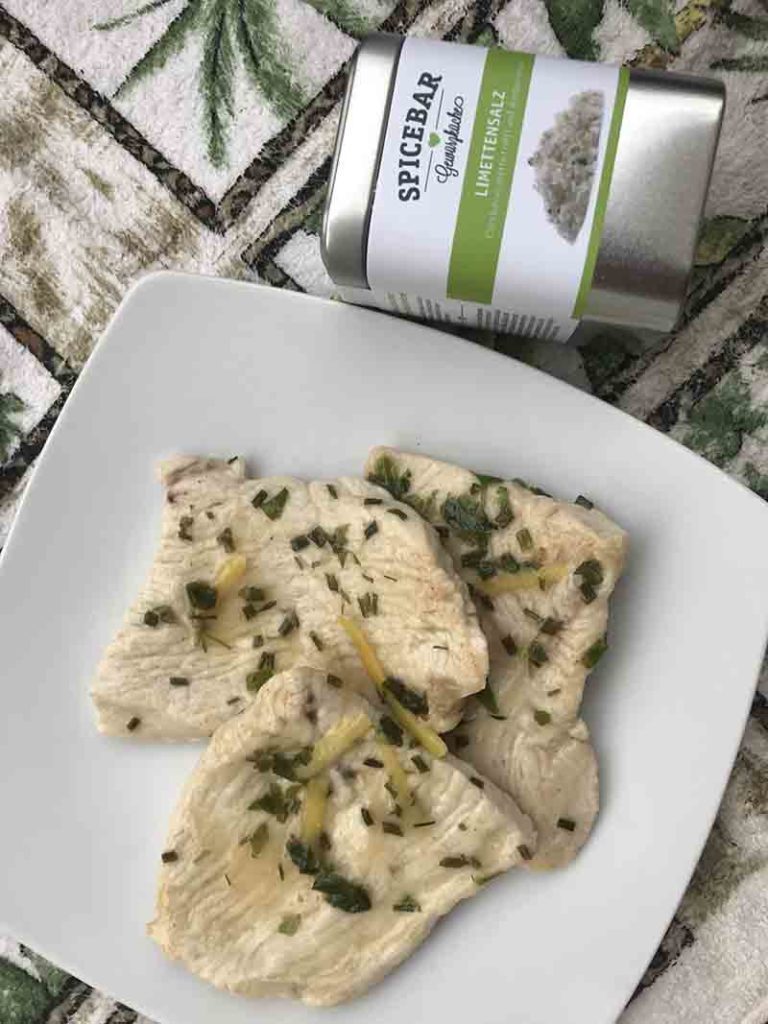 Scaloppine di tacchino al limone con erbette e sale al lime Spicebar