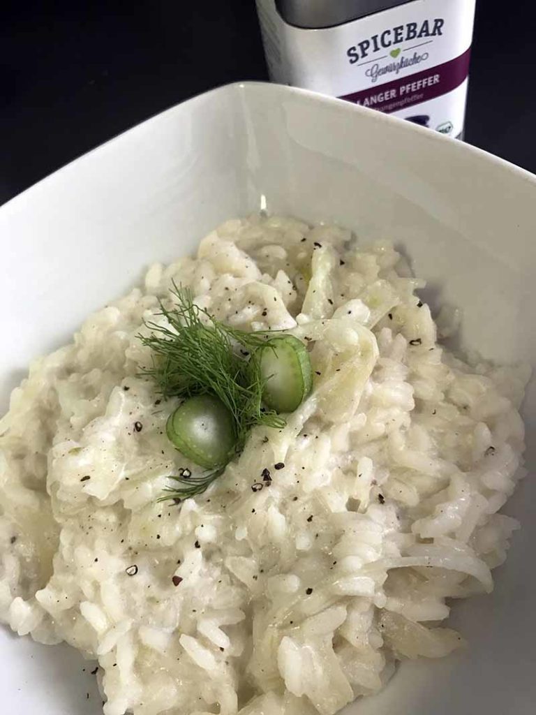 Risotto con finocchio, ricotta vodka e pepe lungo di Spicebar