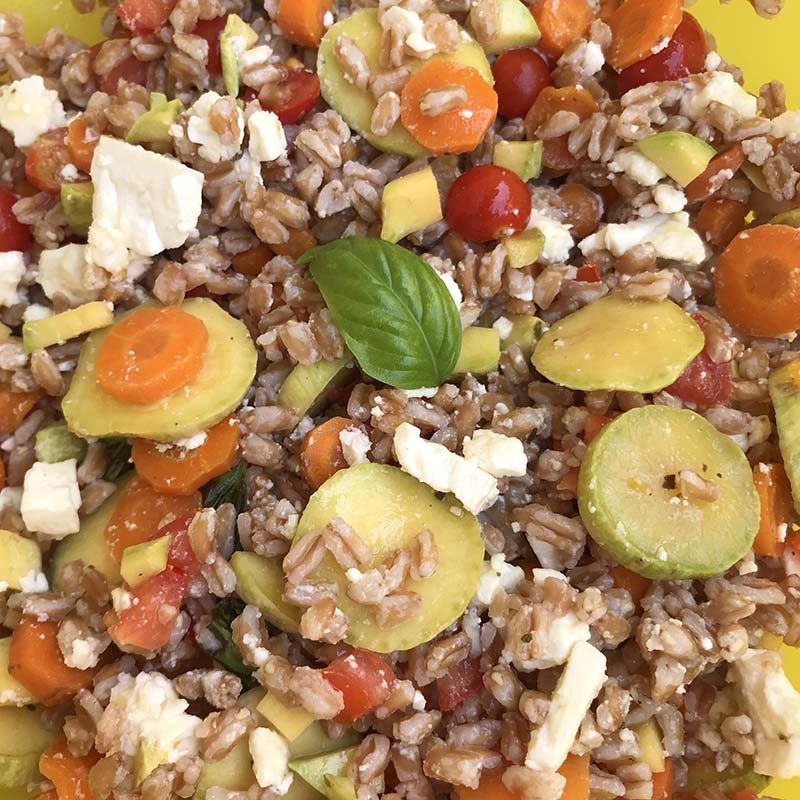 Insalata di farro vegetariana