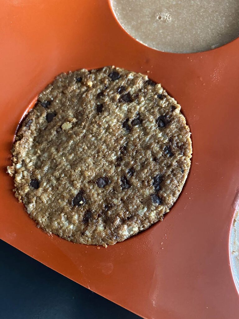 Panna cotta nello stampo Happyflex con i biscotti all'avena