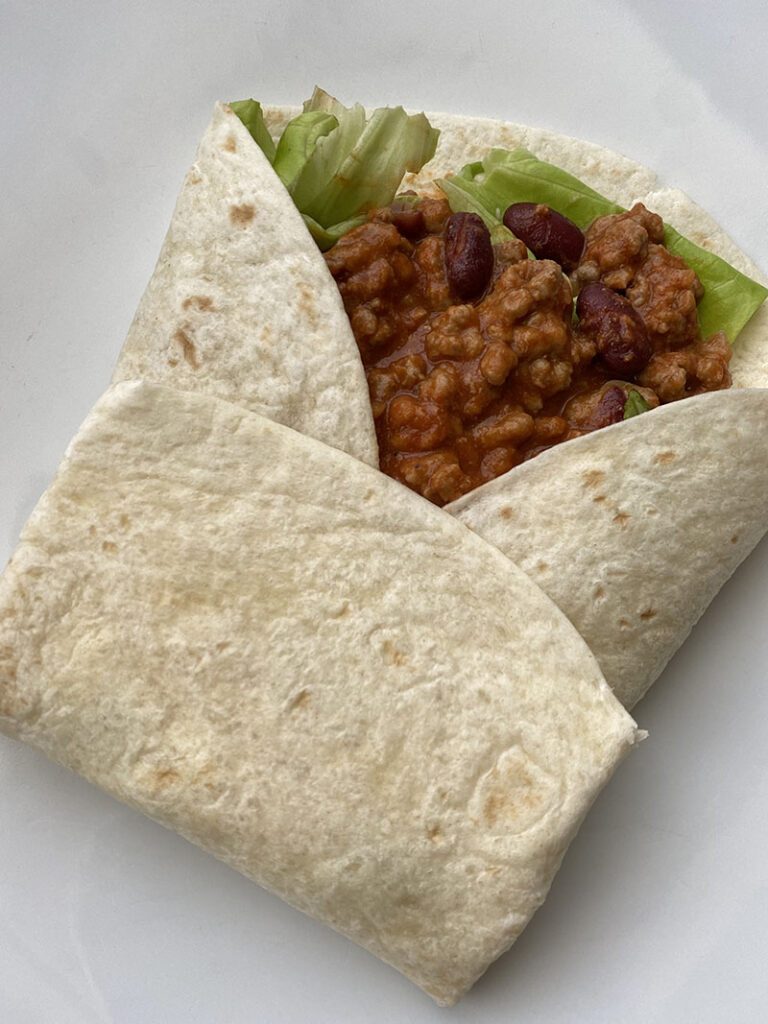 Tortillas con carne fagioli e formaggio