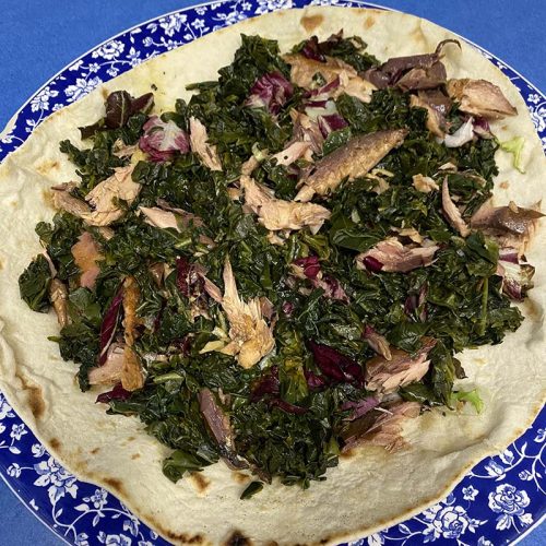 Piadina con cavolo nero e sgombro