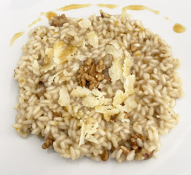 Risotto con Castelmagno noci e miele