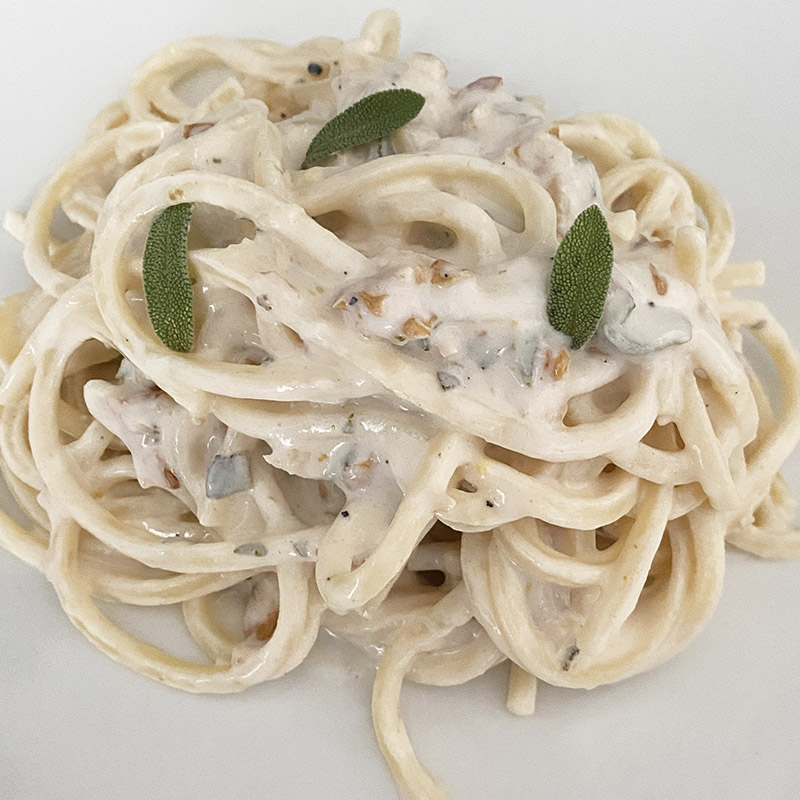 Trighetti con ricotta salvia noci e limone