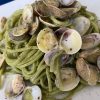 Tagliolini alle ortiche con crema di broccoli e lupini di mare