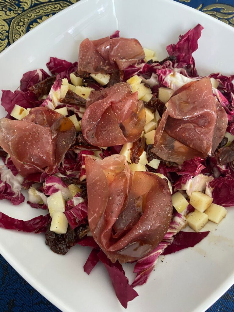 Insalata di radicchio caciocavallo e bresaola