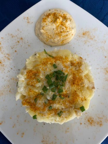 Tortino di baccalà con salsa di yogurt